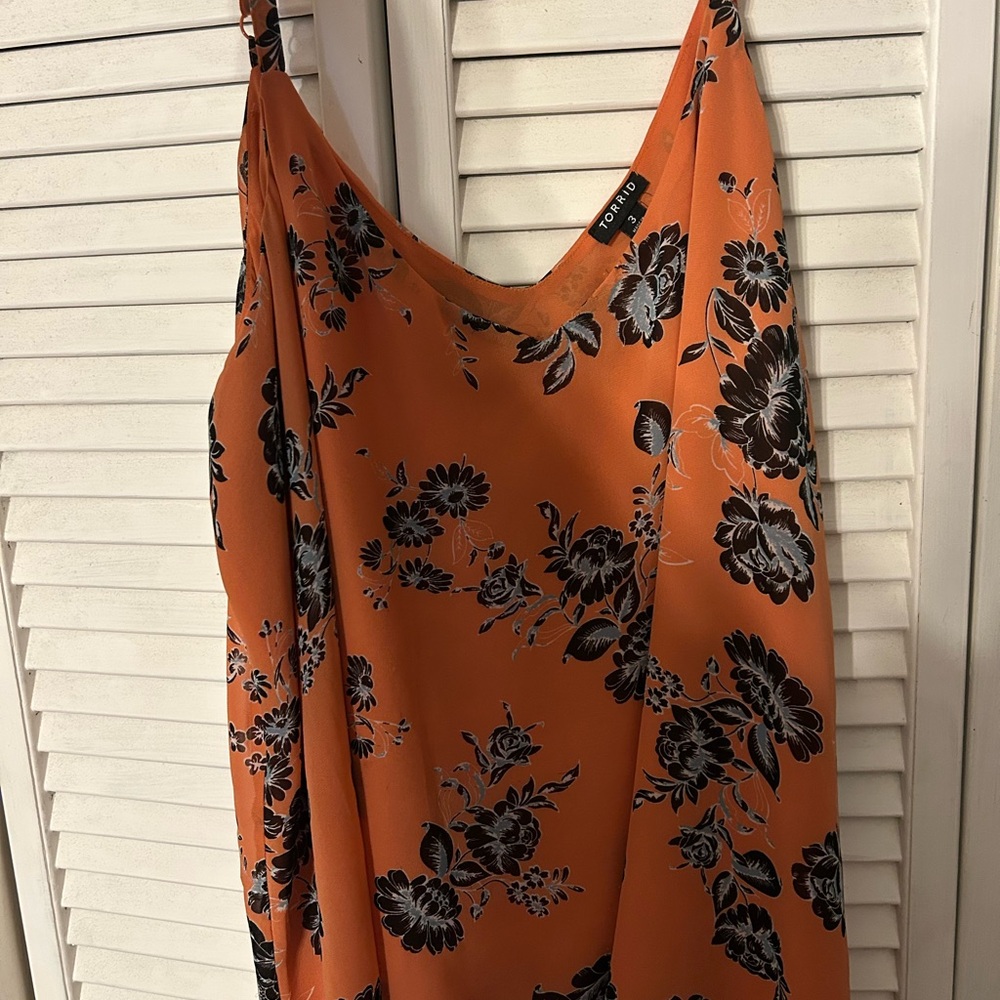 Torrid Top in Orange with Black Floral